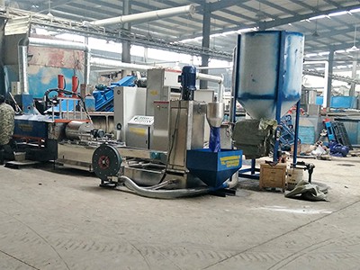 Peralatan Daur Ulang Plastik di Thailand