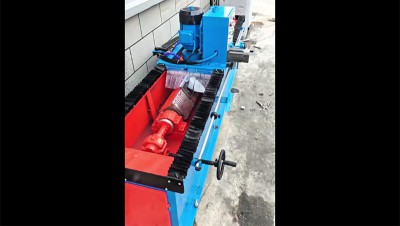 Mesin Pengasah Pisau Otomatis